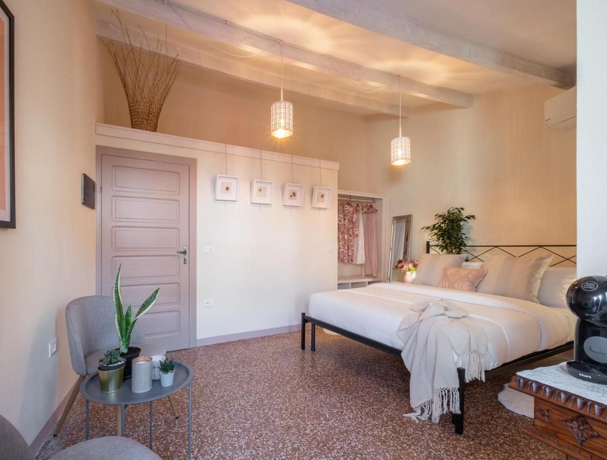 Dimora Sant'Ignazio Guest House Bosa Exterior photo